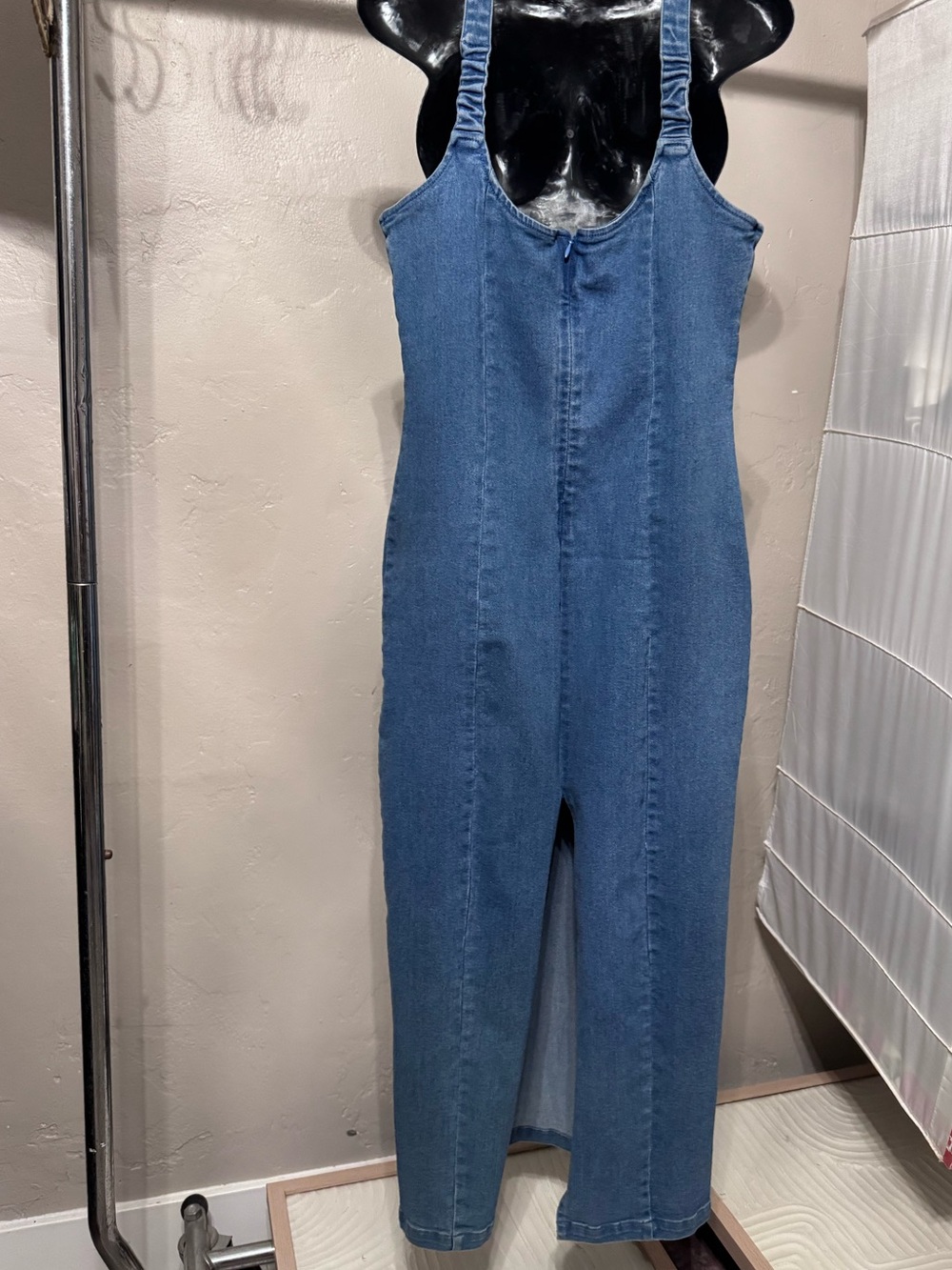 Haute Monde Medium Wash Structured Denim Seam Detail Maxi Dress - Small - Picture 6 of 8